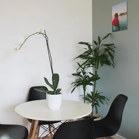 Lejlighed Pretty Cocoon With Private Garden Saint-Denis (Seine-Saint-Denis)